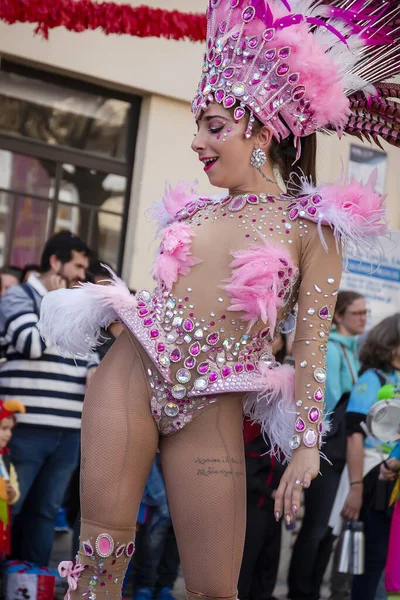 Loule Portugal Februari 2020 Färgglada Karneval Carnaval Paradfestivaldeltagare Loule Stad — Stockfoto