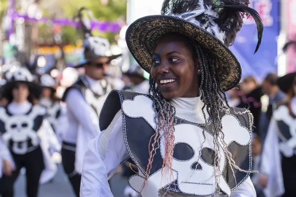 Loule Portugalsko Únor 2020 Barevný Karneval Karnevalový Účastníci Průvodu Loule — Stock fotografie