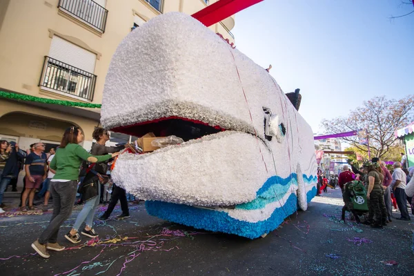 Loule Portugal Fevereiro 2020 Festa Carnaval Carnaval Participantes Desfile Cidade — Fotografia de Stock