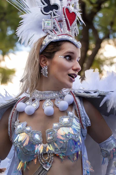Loule Portogallo Febbraio 2020 Carnevale Colorato Carnevale Partecipanti Festival Parade — Foto Stock
