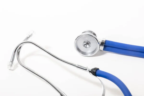 Lekarze Sprzęt Stetoskop Izolowany Białym Tle — Zdjęcie stockowe