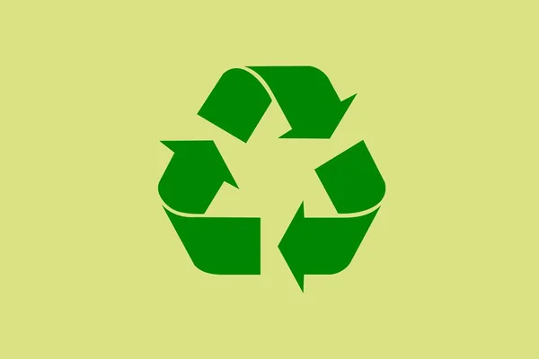 Blick Auf Das Grüne Dreieckige Recyclingsymbol Auf Hellgrünem Hintergrund — Stockfoto