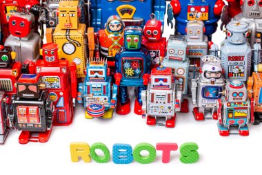 Renkli, karışık, köpük harfli teneke robot oyuncakları koleksiyonunu kapat.