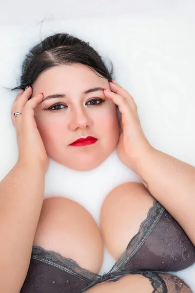 Woman Wearing Sensual Lingerie Milky Bathtub — Stock Photo, Image