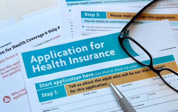 Application for health insurance — Stock Photo, Image