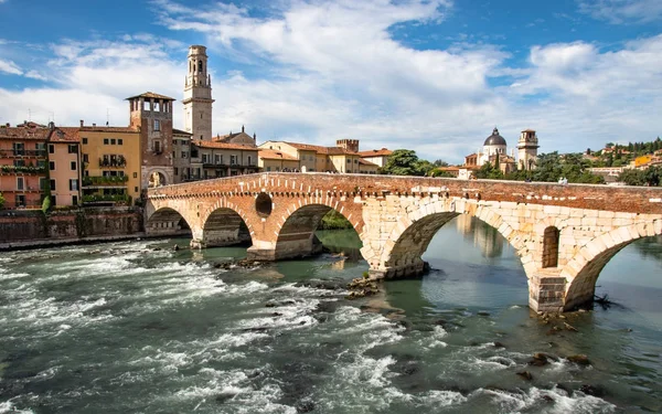 Weergave Van Adige Rivier Peter Bridge Verona Italië Stockfoto