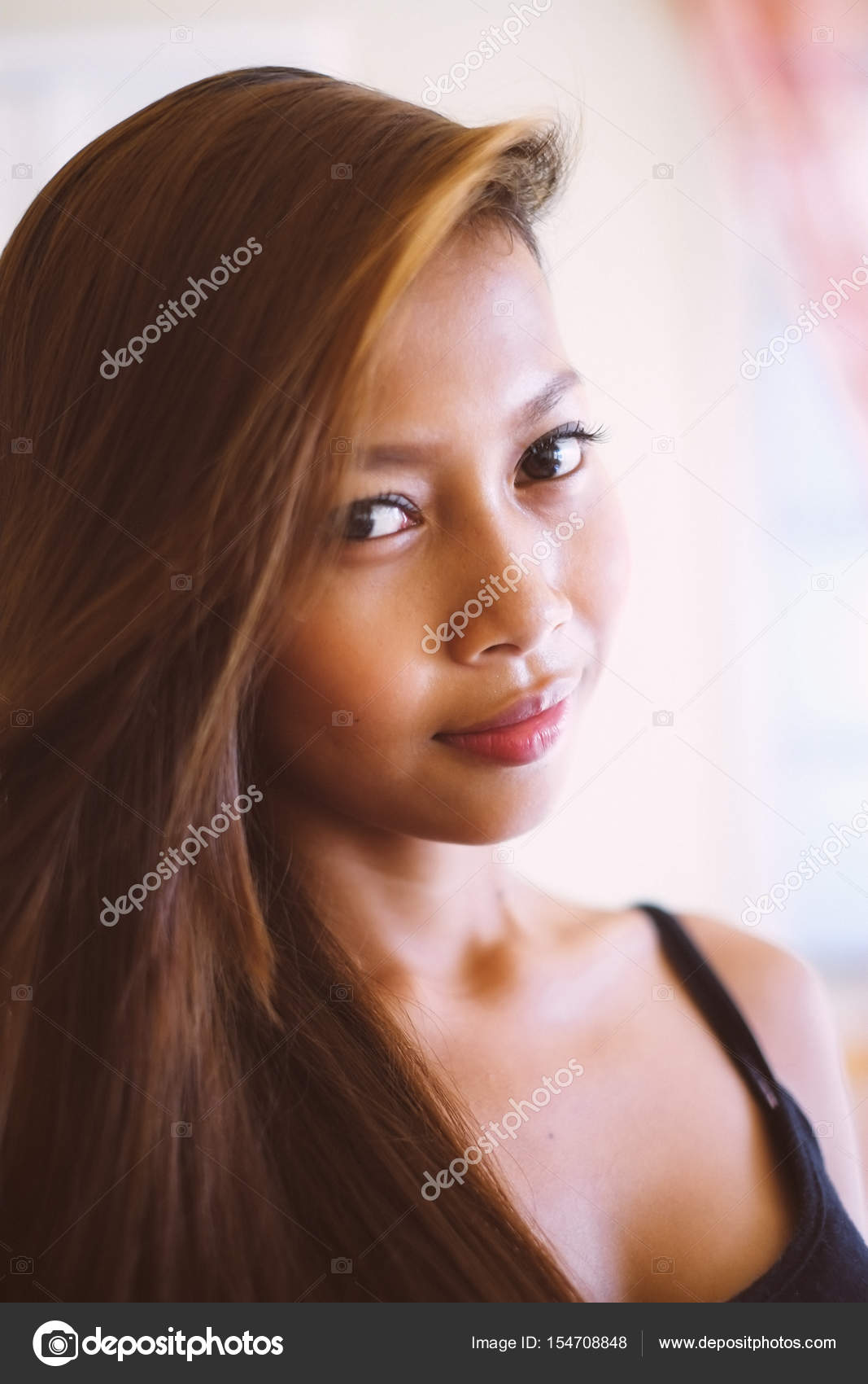 Natural Portrait Beautiful Asian Girl Smiling Native Asian Beauty
