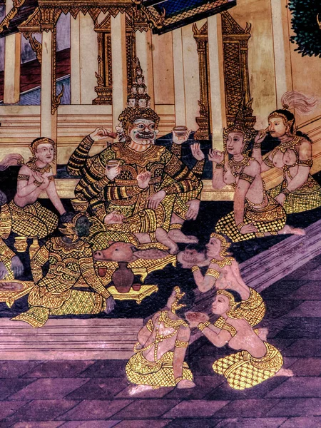 Cena do Ramakien um Ramayana tailandês, obra-prima da pintura mural tradicional em Wat Phra Kaew palácio real em Bangkok, Tailândia — Fotografia de Stock
