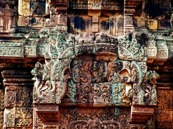 Angkor Wat - Belles sculptures, bas-reliefs du temple Banteay Srei — Photo