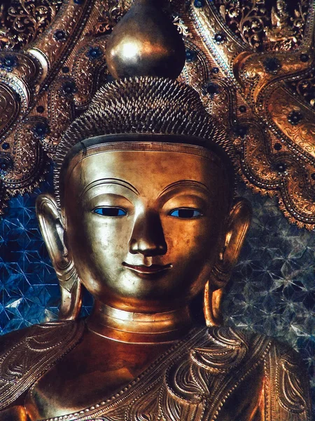 Myanmar, jezero Inle - Nga Phe Chaung kláštera Buddha obličej — Stock fotografie