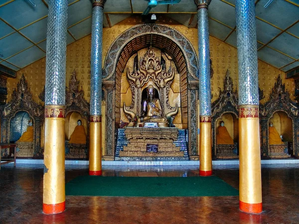 Myanmar, Inle Gölü - ana Paya Buddha 