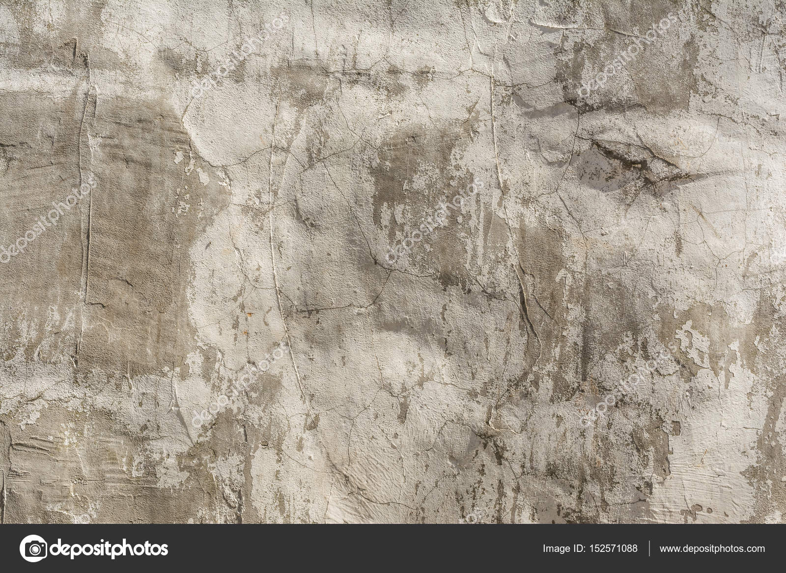 Texture di un muro di cemento antico in rilievo con le crepe e uno ... Parete effetto rovinato