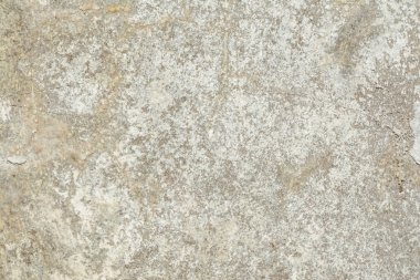 Doku duvar eski binanın yüzeyine, kırık, çatlak, renk boşanmalar ve tuz yatakları vardır