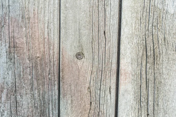 Karanlık doku çatlaklar maruz güneş ve rüzgar ile eski doğal ahşap