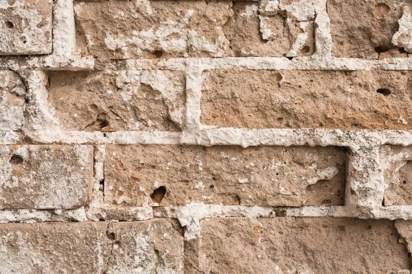 Antik bir binada bir eski yıkık tuğla duvar dokusu