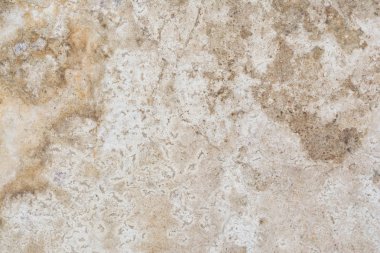 doku nemden, bir sürü yok bir sıva tabakası ile eski bir antika duvar ve yüzey çatlaklar, duvardaki kabarcıklar