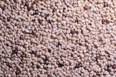 küçük renkli mermer taşlar ve akrilik yapışkanlı kompozisyon temelinde Dekoratif Sıva