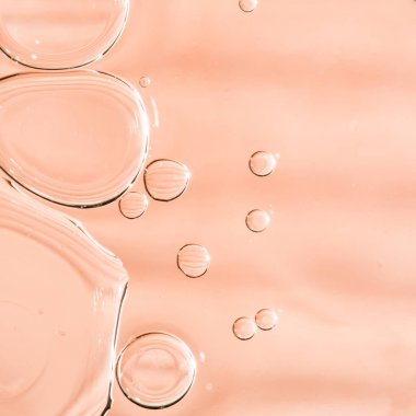 petrol, birbirine benzemeyen sıvılar, makro arka plan varyasyonu yüzeyinde su damlaları