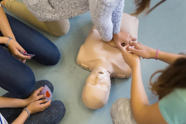 First aid resuscitation course using AED.
