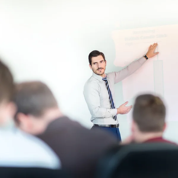 Presentación de negocios sobre reunión corporativa. — Foto de Stock