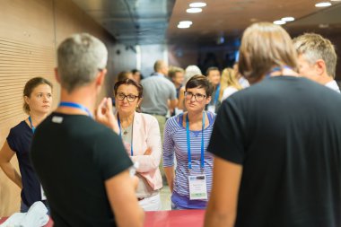 Tıp Kongresi yeni ultrason teknikleri öğrenme katılımcılar.
