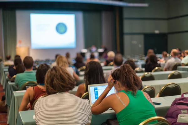 Palestra na universidade. — Fotografia de Stock