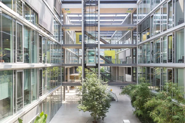 Interior of of morden office building. — Stock Photo, Image