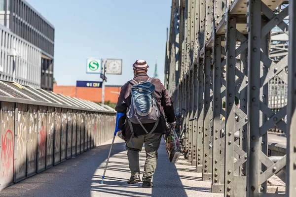 Serseri Hackerbrucke köprüde, Münih, Almanya. — Stok fotoğraf