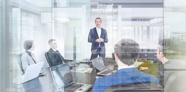 Reunião de escritório da equipe de negócios corporativa. — Fotografia de Stock