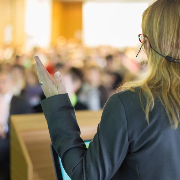 Speaker at Business Conference and Presentation. — Stock Photo, Image