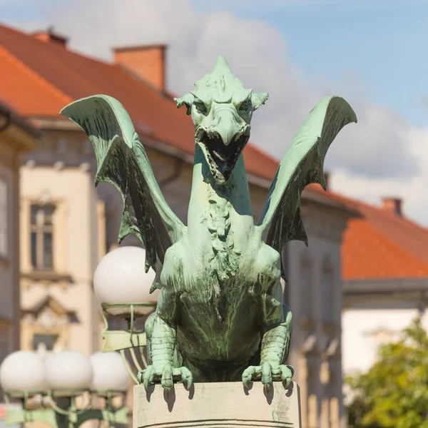 Híres sárkány-híd, szimbólum, Ljubljana, Szlovénia, Európa. — Stock Fotó