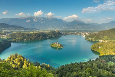 Slovenya, Bled Gölü 'nün panoramik manzarası