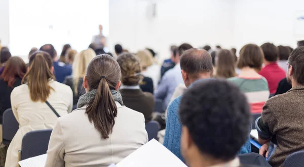 Audiência na sala de conferências. — Fotografia de Stock