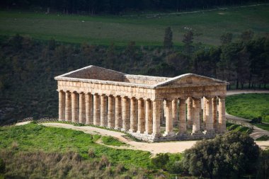 Segesta, antik Yunan tapınağı, Sicilya, İtalya.