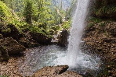 Üst Pericnik şelale Triglav Ulusal Parkı, Julian Alps, Slovenya.