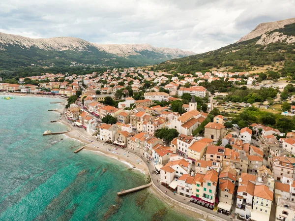 Aerial panoramic view of Baska town, popular touristic destination on island Krk, Croatia, Europe. — Stock Photo, Image