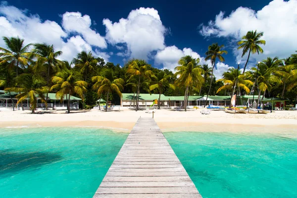 Mooi tropisch strand — Stockfoto