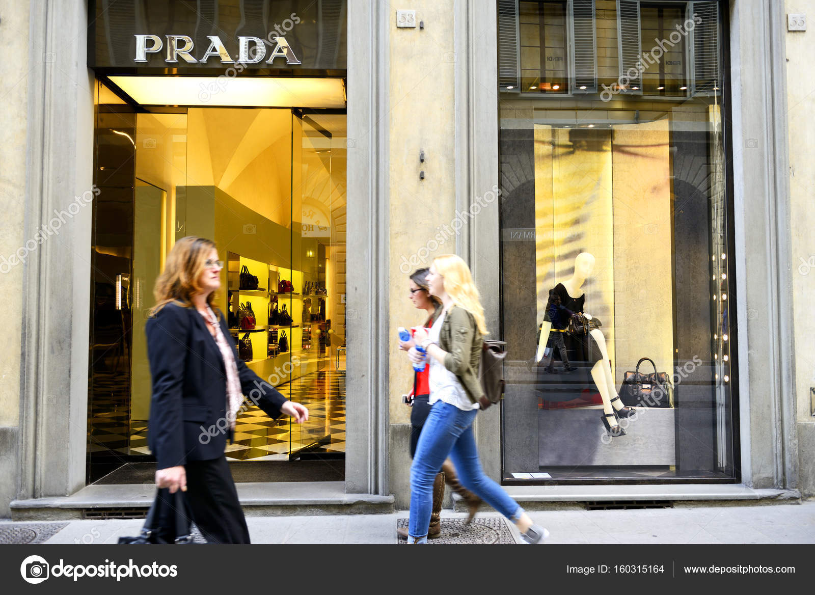 Prada Fashion Store In Florence Stock Editorial Photo C Katy89 Prada Fashion Store In Florence Stock Editorial Photo C Katy89