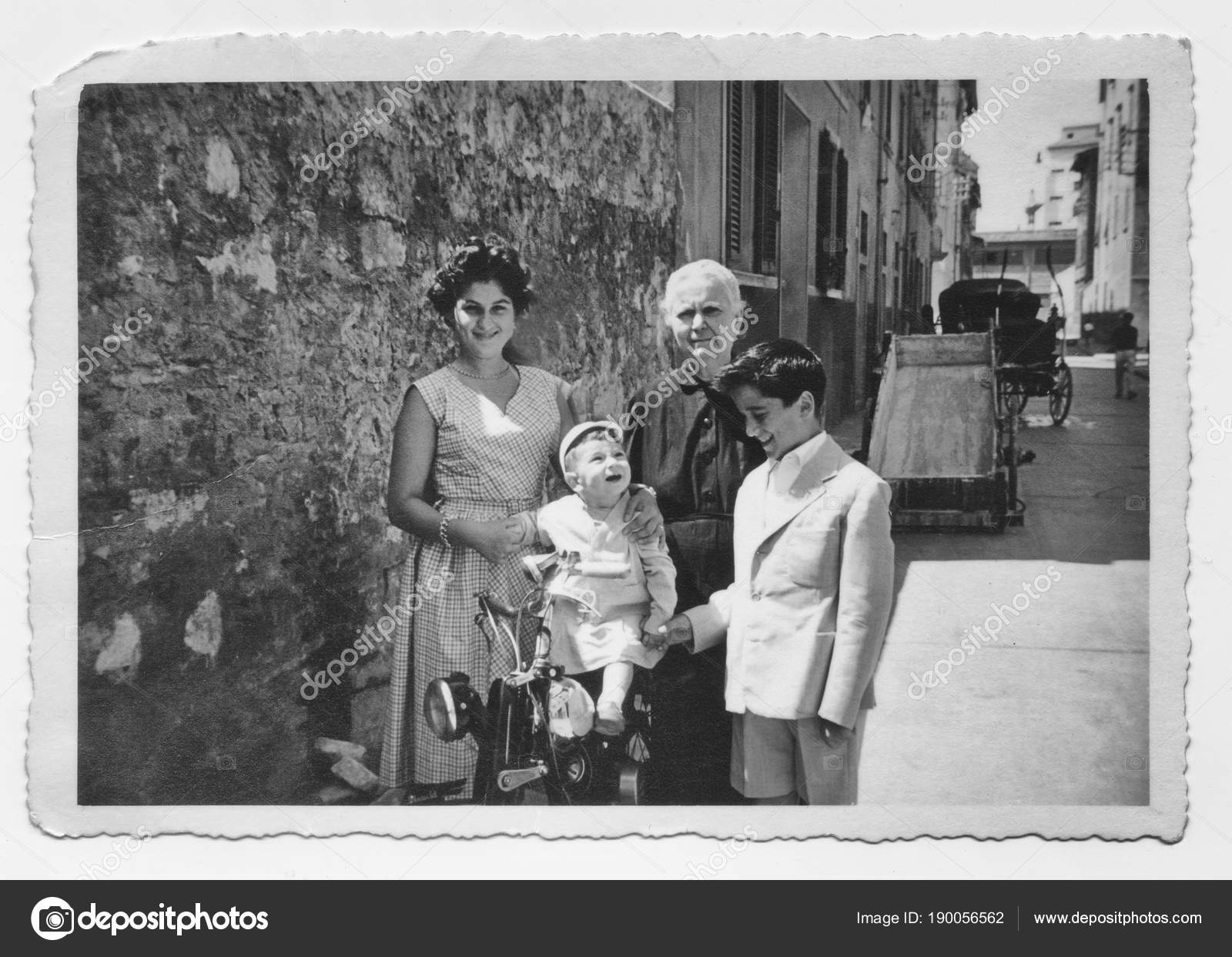 Старая Бабушка Внуком 1952 Году Тоскана Италия — стоковое фото