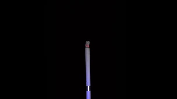 黑区的吸烟时间拉普斯镜头 — 图库视频影像