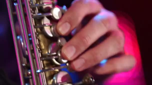 Saxophone Tocando Concierto Escenario Imágenes Para Diferentes Proyectos Estudio Detalle — Vídeo de stock