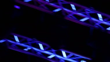 TV konser sahne sahne ışıkları hareket ile görüntüleri Promo video ve farklı projeler için vurdu! (Tv stüdyosu detay)