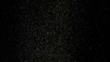 Projelerinize Gerçekçi Parıltı Düşüşü! Karıştırma kipini kullan (ekran). Dosyayı 6 kez hızlandırabilirsiniz, (gerçek zamanlı) çünkü bu dosya 4k 120fps Kırmızı Destansı Yavaş Hareket. 