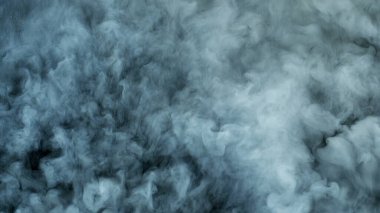 Gerçekçi Bulutlar, sis, duman, sis, buhar, duman, duman, kara zeminde kuru buz dumanı. Poster, duvar kağıdı, doku, bayrak, hala tasarım.