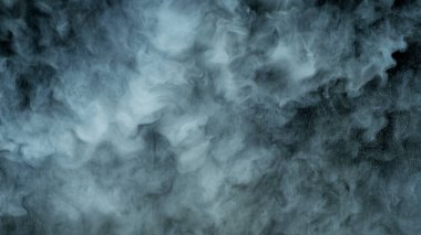 Gerçekçi Bulutlar, sis, duman, sis, buhar, duman, duman, kara zeminde kuru buz dumanı. Poster, duvar kağıdı, doku, bayrak, hala tasarım.