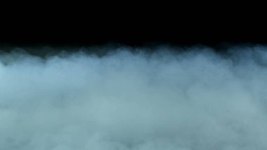 Farklı projeler için siyah arka plan gerçekçiliğinde duman! Promosyon, karavan, memeler, metin, açıcılar vs. için çok güzel bir arkaplan...