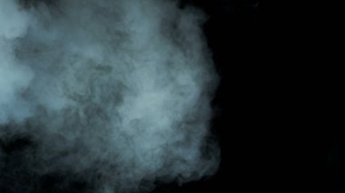 Farklı projeler için siyah arka plan gerçekçiliğinde duman! Promosyon, karavan, memeler, metin, açıcılar vs. için çok güzel bir arkaplan...