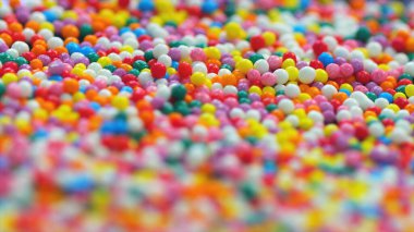 Yakın çekim yiyecekler. Yakın çekim aşçılık süreci. Şef Aşçılık Tabağı. Şef Yemekleri Hazırlıyor.