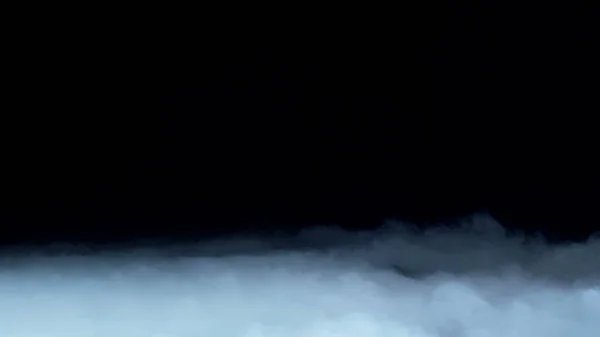 Gerçekçi Bulutlar, sis, duman, sis, buhar, duman, duman, kara zeminde kuru buz dumanı. Poster, duvar kağıdı, doku, bayrak, hala tasarım.