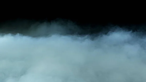 黒い背景の写真に本物の煙 ドライアイスハード煙 — ストック写真